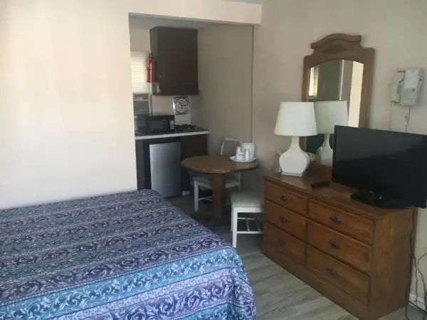Surf Haven Motel 8
